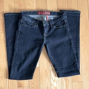 EUC Guess Starlet Skinny Stretch Jeans Size 26